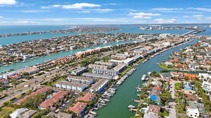 Image No.3-3 Bed Townhouse for sale