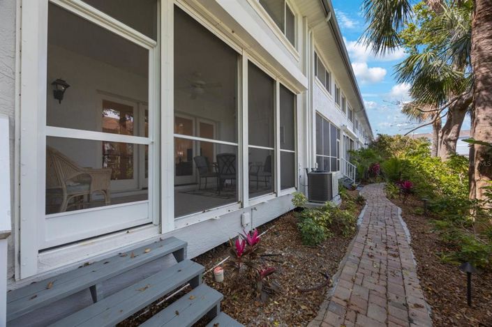 Image No.44-3 Bed Townhouse for sale