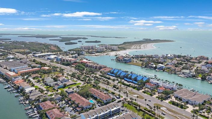 Image No.47-3 Bed Townhouse for sale