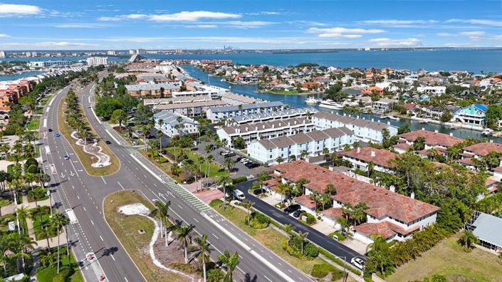 Image No.5-3 Bed Townhouse for sale