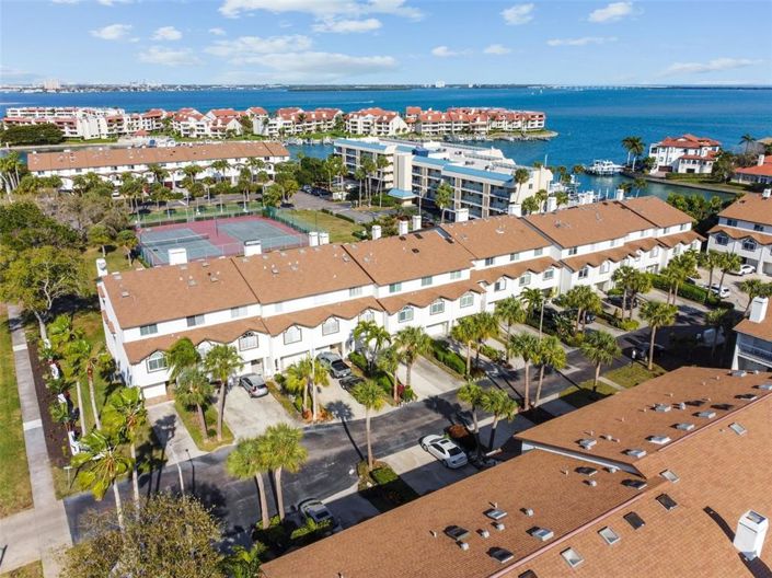 Image No.38-3 Bed Townhouse for sale