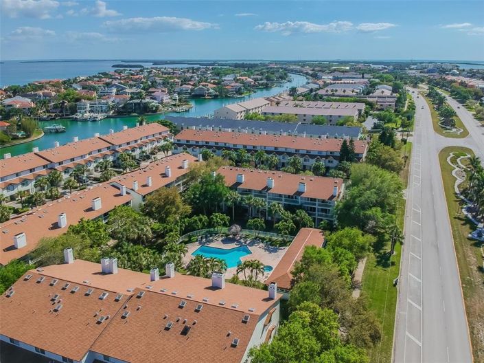 Image No.41-3 Bed Townhouse for sale