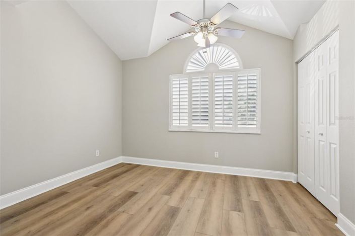 Image No.9-3 Bed Townhouse for sale