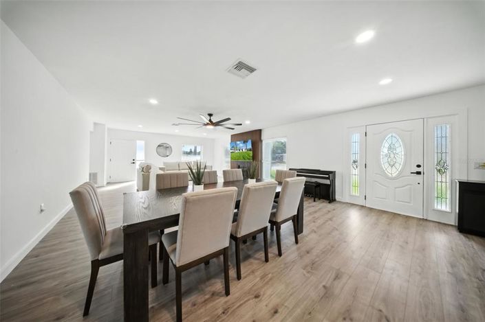 Image No.12-3 Bed Property for sale