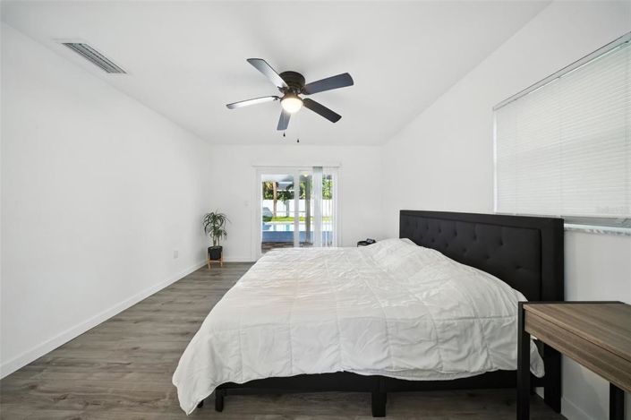 Image No.18-3 Bed Property for sale