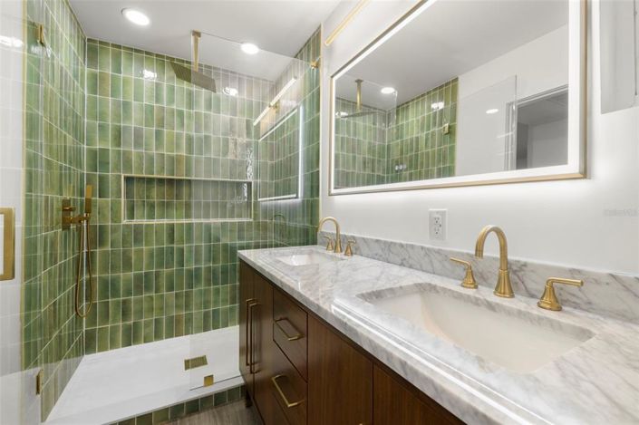 Image No.20-3 Bed Property for sale