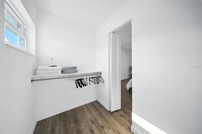 Image No.22-3 Bed Property for sale