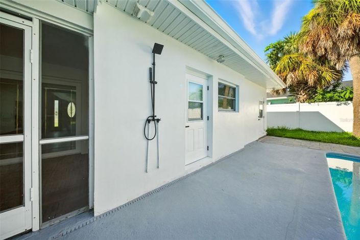 Image No.29-3 Bed Property for sale