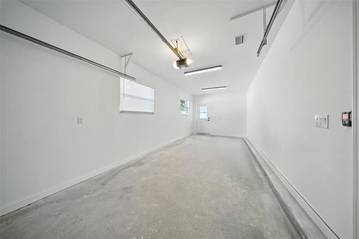 Image No.33-3 Bed Property for sale