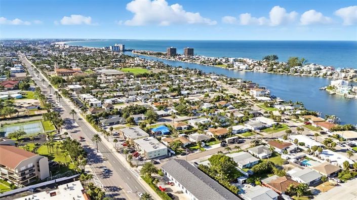 Image No.41-3 Bed Property for sale