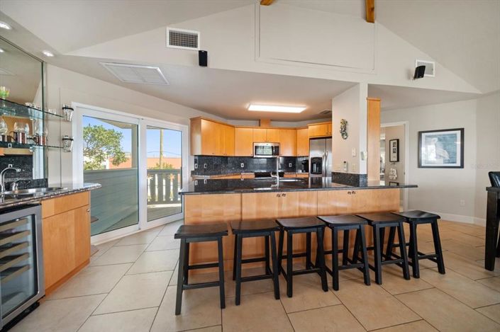 Image No.11-4 Bed Property for sale