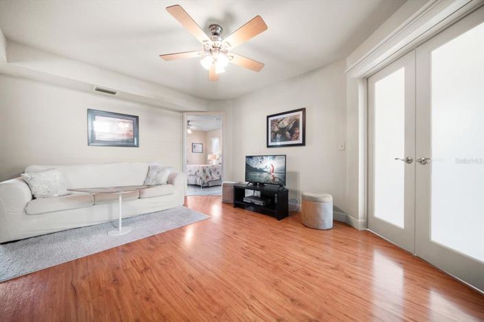 Image No.24-4 Bed Property for sale