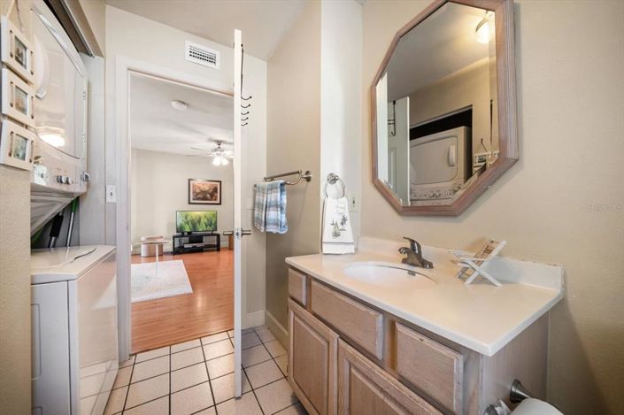 Image No.25-4 Bed Property for sale