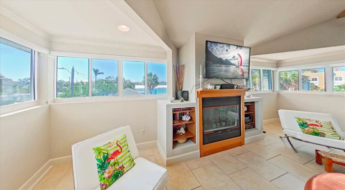 Image No.5-4 Bed Property for sale