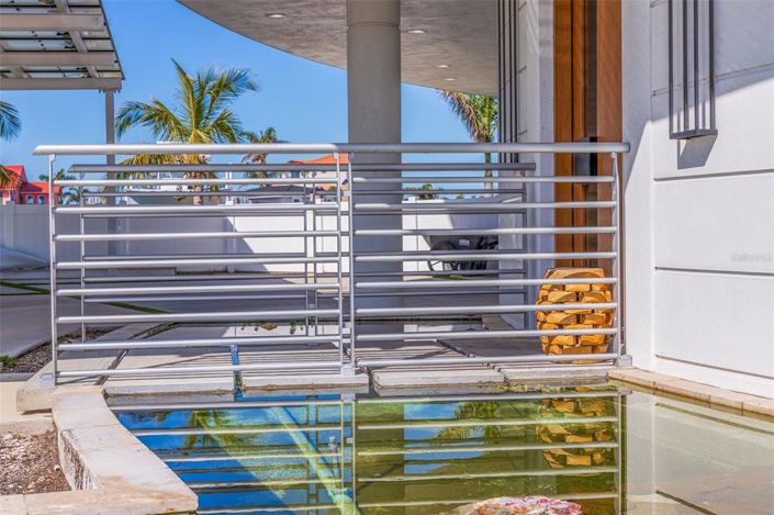 Image No.13-5 Bed Property for sale