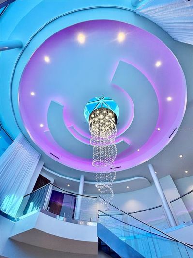 Image No.17-5 Bed Property for sale