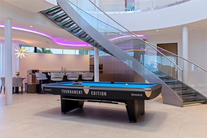 Image No.26-5 Bed Property for sale