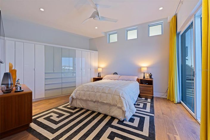 Image No.34-Propriété de 4 chambres à vendre à Treasure Island