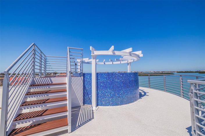 Image No.64-5 Bed Property for sale