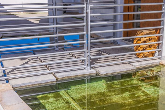 Image No.77-5 Bed Property for sale