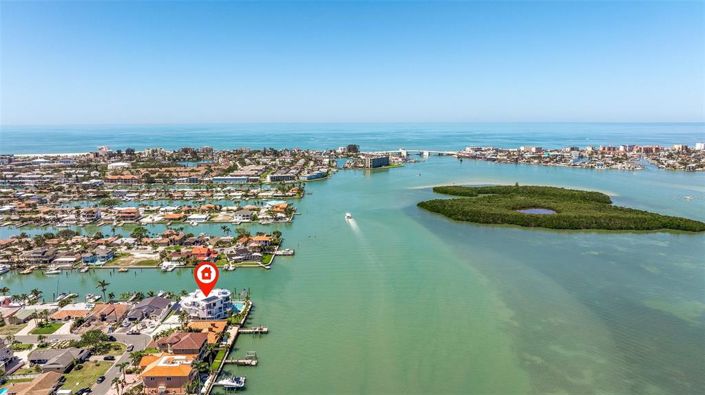 Image No.82-5 Bed Property for sale