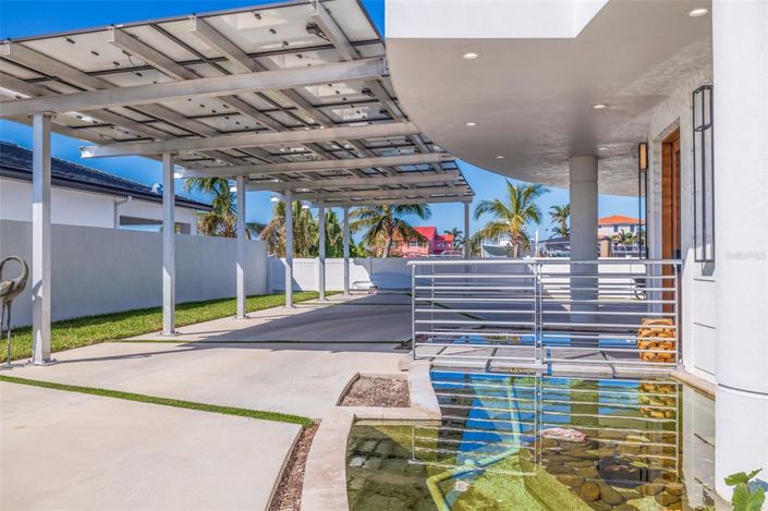 Image No.88-5 Bed Property for sale