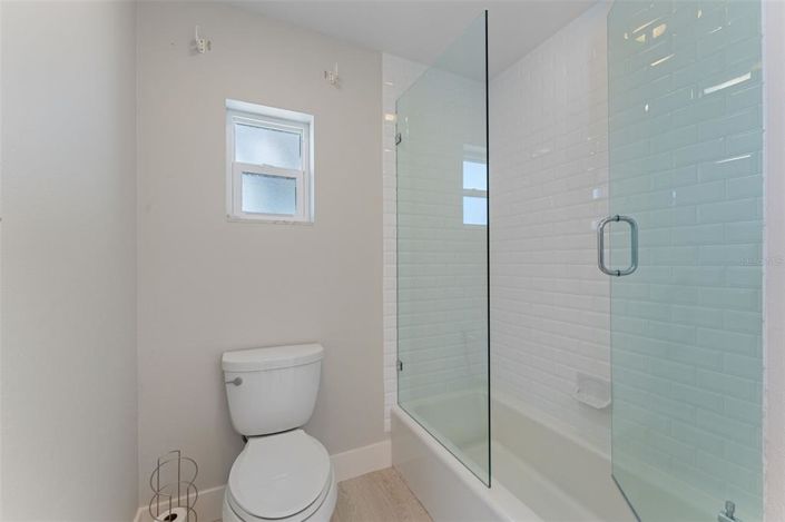 Image No.41-4 Bed Property for sale