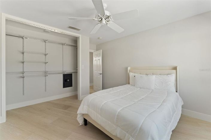 Image No.46-4 Bed Property for sale