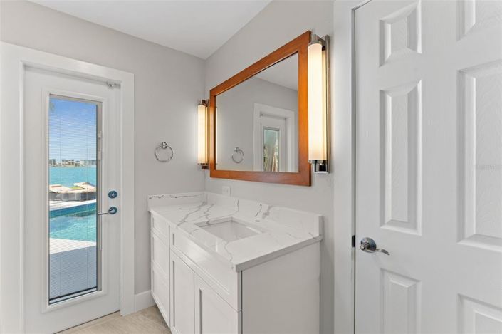 Image No.55-4 Bed Property for sale