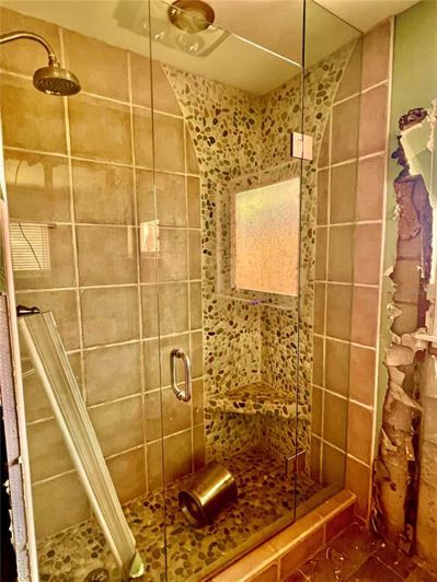 Image No.14-2 Bed Property for sale