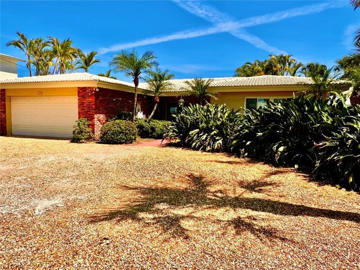 Image No.18-2 Bed Property for sale