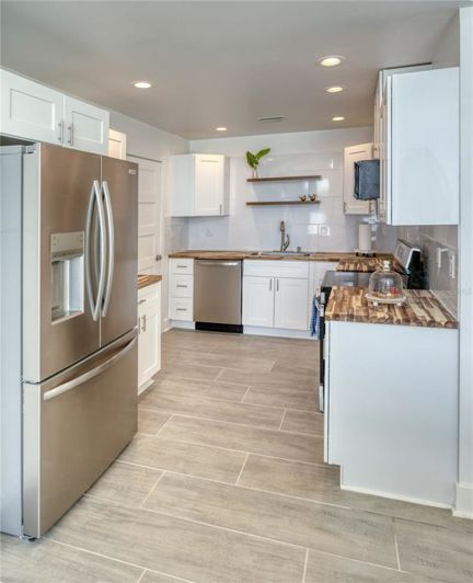 Image No.16-2 Bed Property for sale