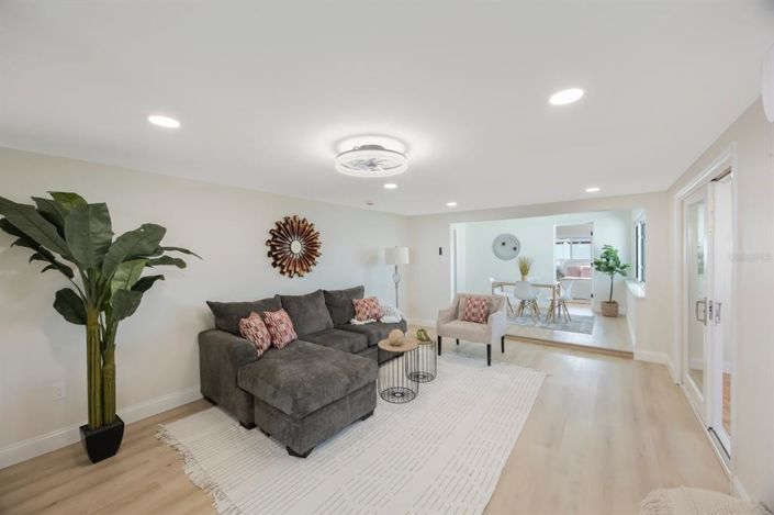 Image No.16-3 Bed Property for sale