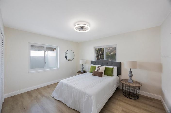 Image No.21-3 Bed Property for sale