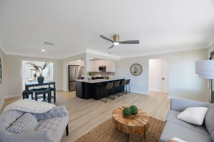 Image No.5-3 Bed Property for sale