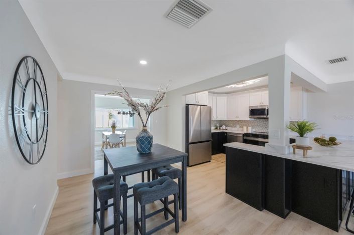 Image No.7-3 Bed Property for sale