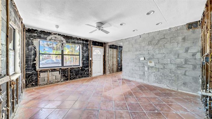 Image No.12-Propriété de 2 chambres à vendre à Treasure Island