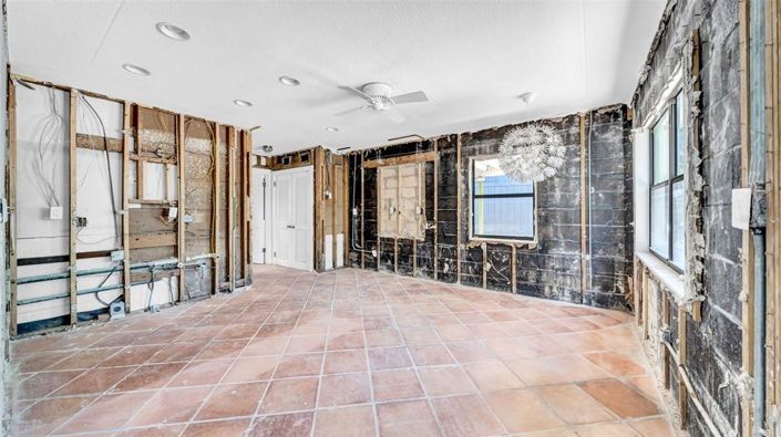 Image No.20-Propriété de 2 chambres à vendre à Treasure Island