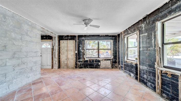 Image No.22-Propriété de 2 chambres à vendre à Treasure Island