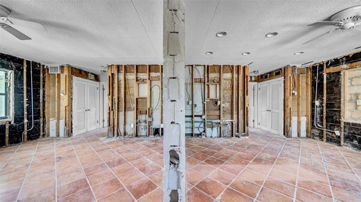 Image No.7-Propriété de 2 chambres à vendre à Treasure Island