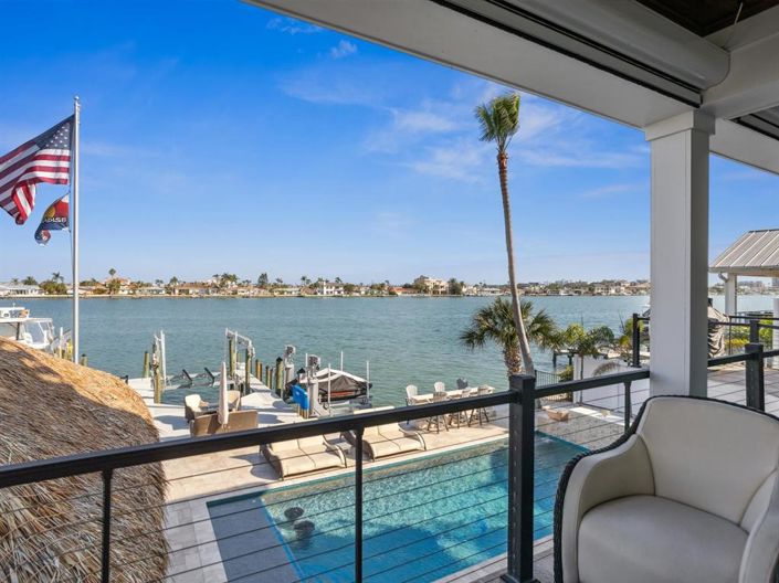 Image No.16-4 Bed Property for sale