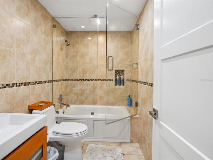 Image No.35-4 Bed Property for sale