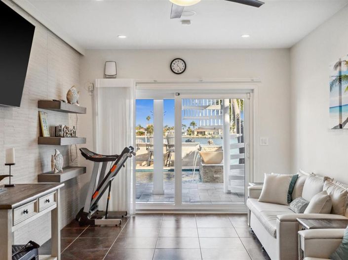 Image No.55-4 Bed Property for sale