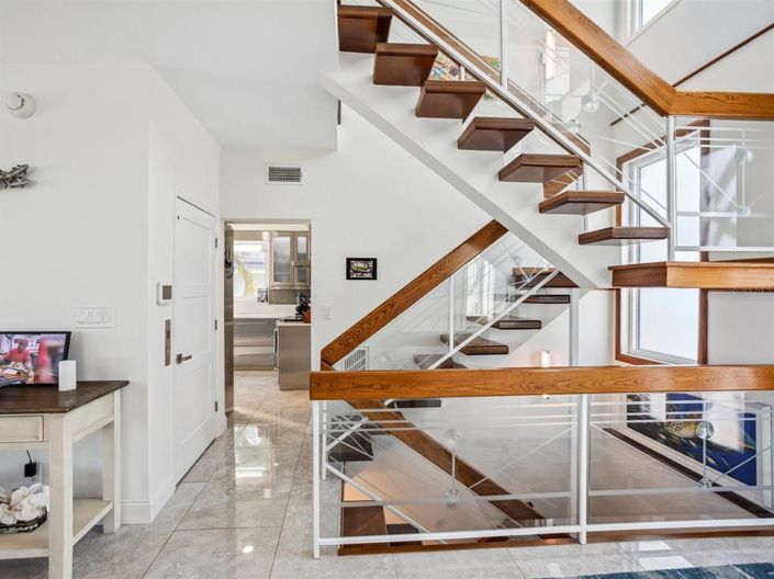 Image No.7-4 Bed Property for sale