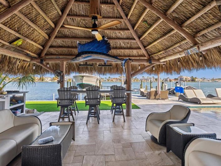 Image No.72-4 Bed Property for sale