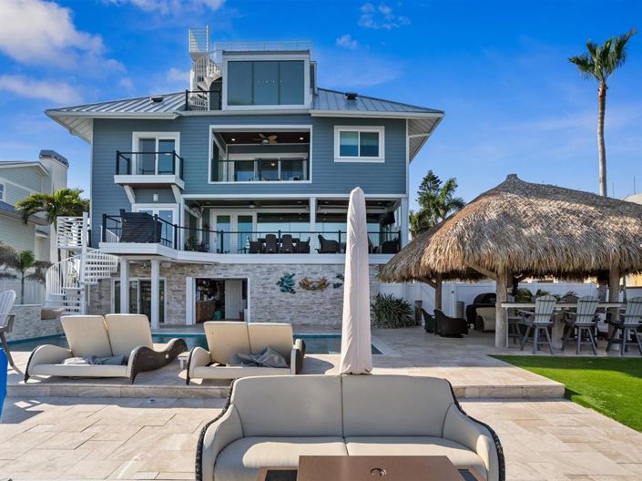 Image No.75-4 Bed Property for sale