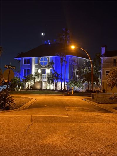 Image No.85-4 Bed Property for sale