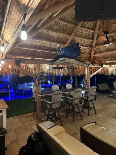 Image No.86-4 Bed Property for sale