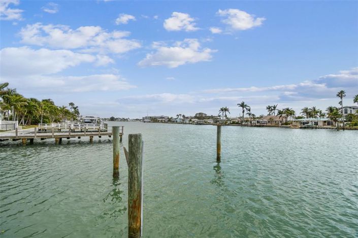 Image No.11-3 Bed Property for sale