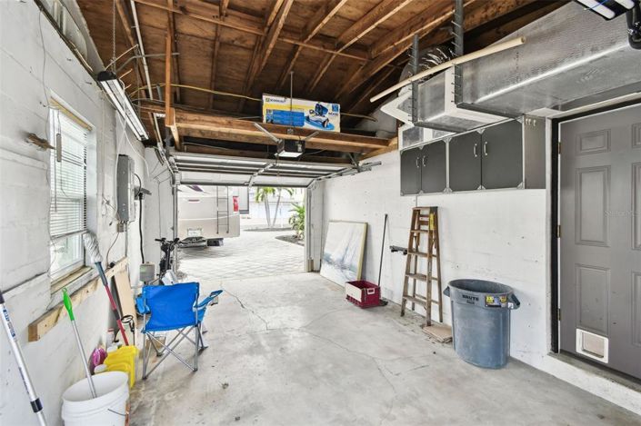 Image No.20-3 Bed Property for sale